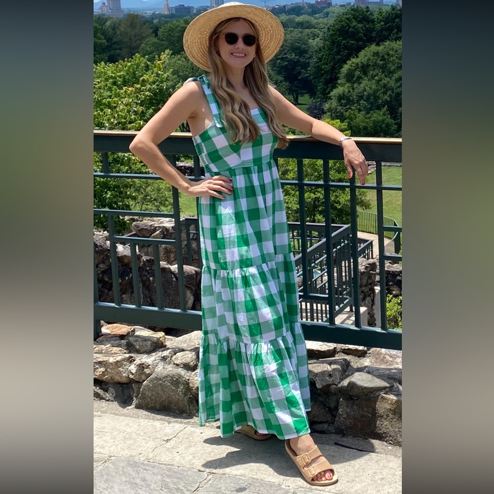 Stradivarius ASOS gingham green check maxi dress with tie strap - Picture 2 of 9